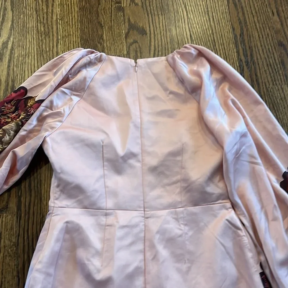 Significant Other size 10 $304 Long-Sleeve V-Neck Cutout Printed Mini Dress - Picture 12 of 12